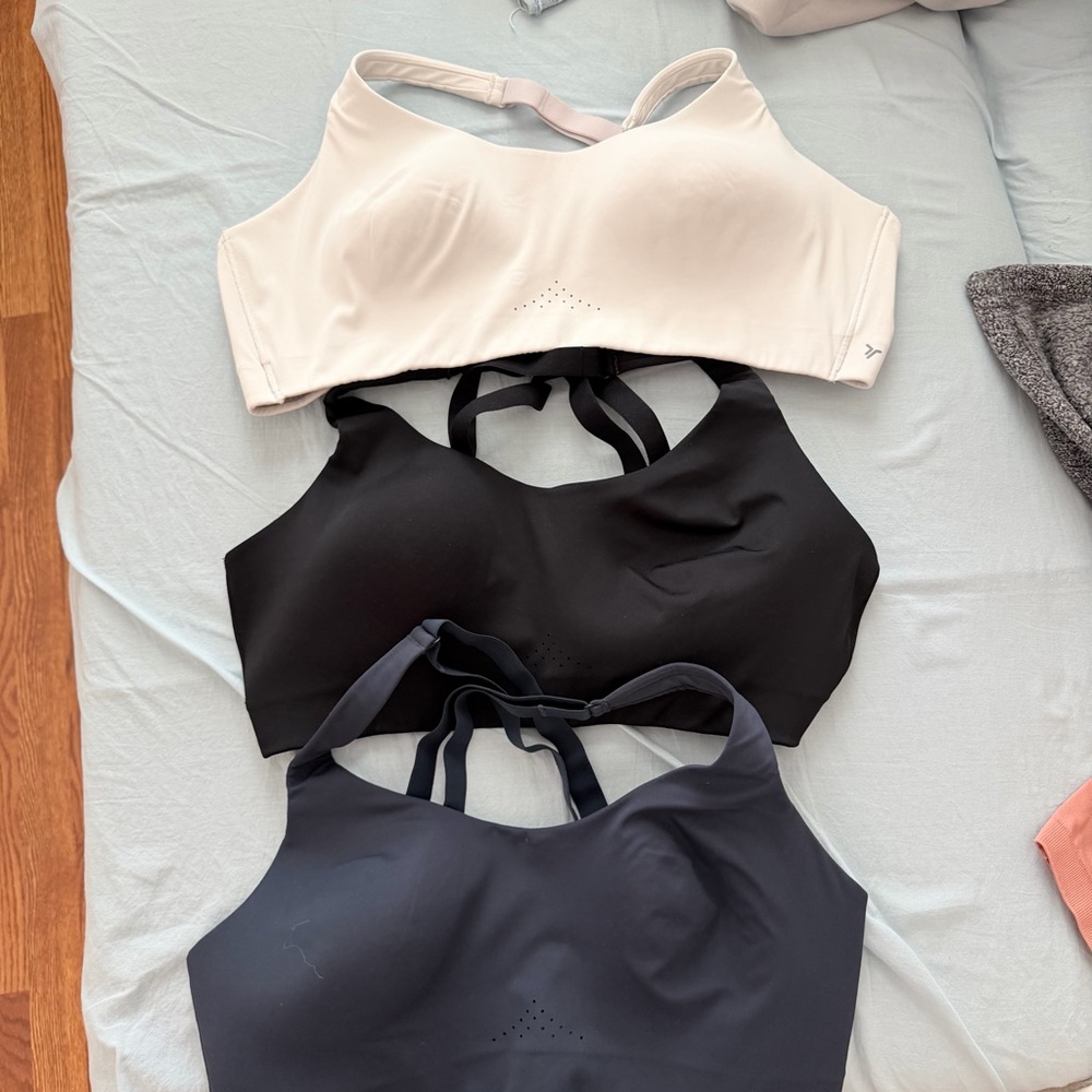 Old Navy High Support PowerSoft Sports Bra 38D